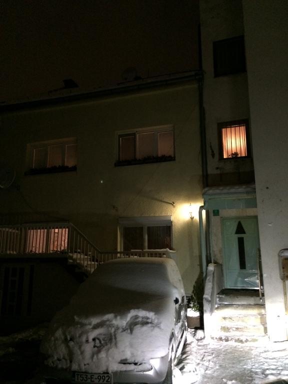 Apartment Bujrum & Enjoy 塞拉耶佛 外观 照片